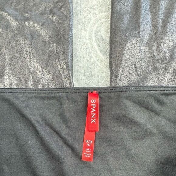 Womens Spanx Faux Leather Leggings - Picture 4 of 4